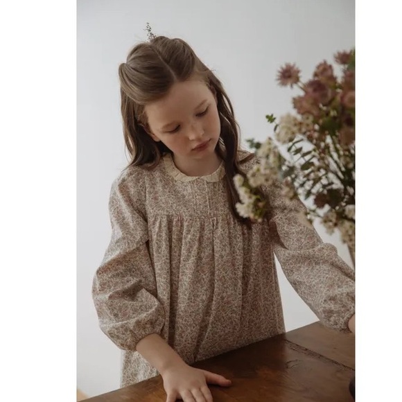 Louisiella Eliot Dress | Long Sleeve Floral Print Smocked Dress, Size 4Y - Picture 12 of 16